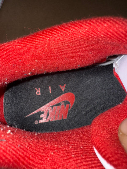 Jordan 4 Retro Fire Red 8M (9.5W) Used Great condition