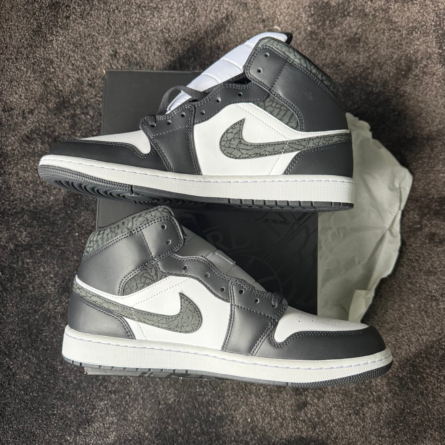 Jordan 1 Mid SE Panda Elephant 12M Brand New Authentic
