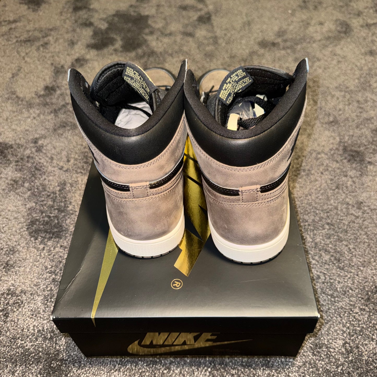 Jordan 1 Retro High OG Palomino 12M Brand New Authentic