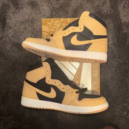 Jordan 1 Retro High OG Heirloom 12M Brand New Authentic