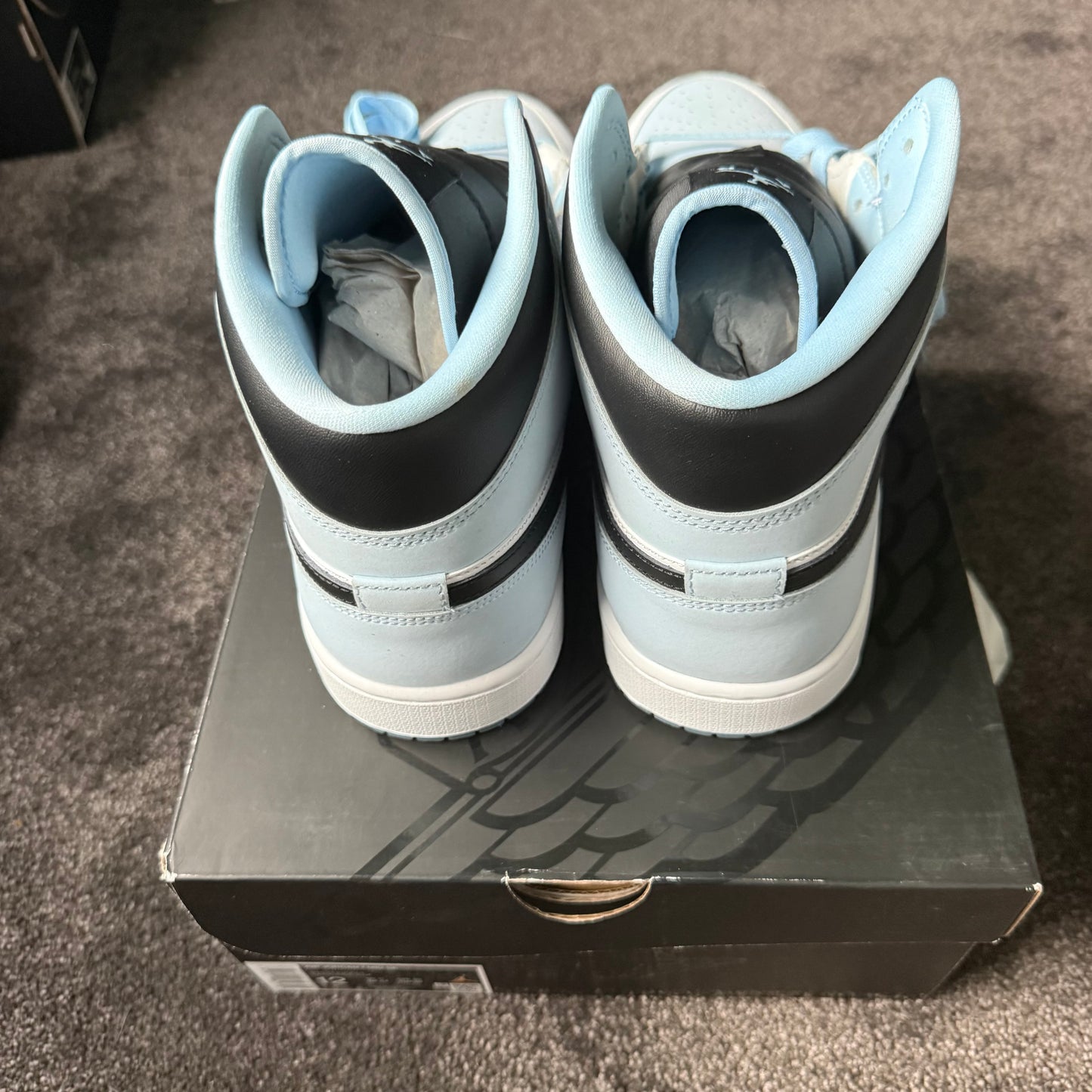 Jordan 1 Mid SE Ice Blue 12M 
Brand New Authentic