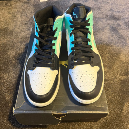 Jordan 1 Mid Tropical Twist 12M 
Brand New Authentic