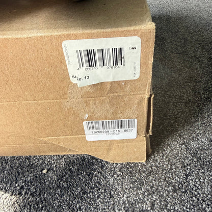 Yeezy foam runner Stone Salt 13M
Brand New Authentic