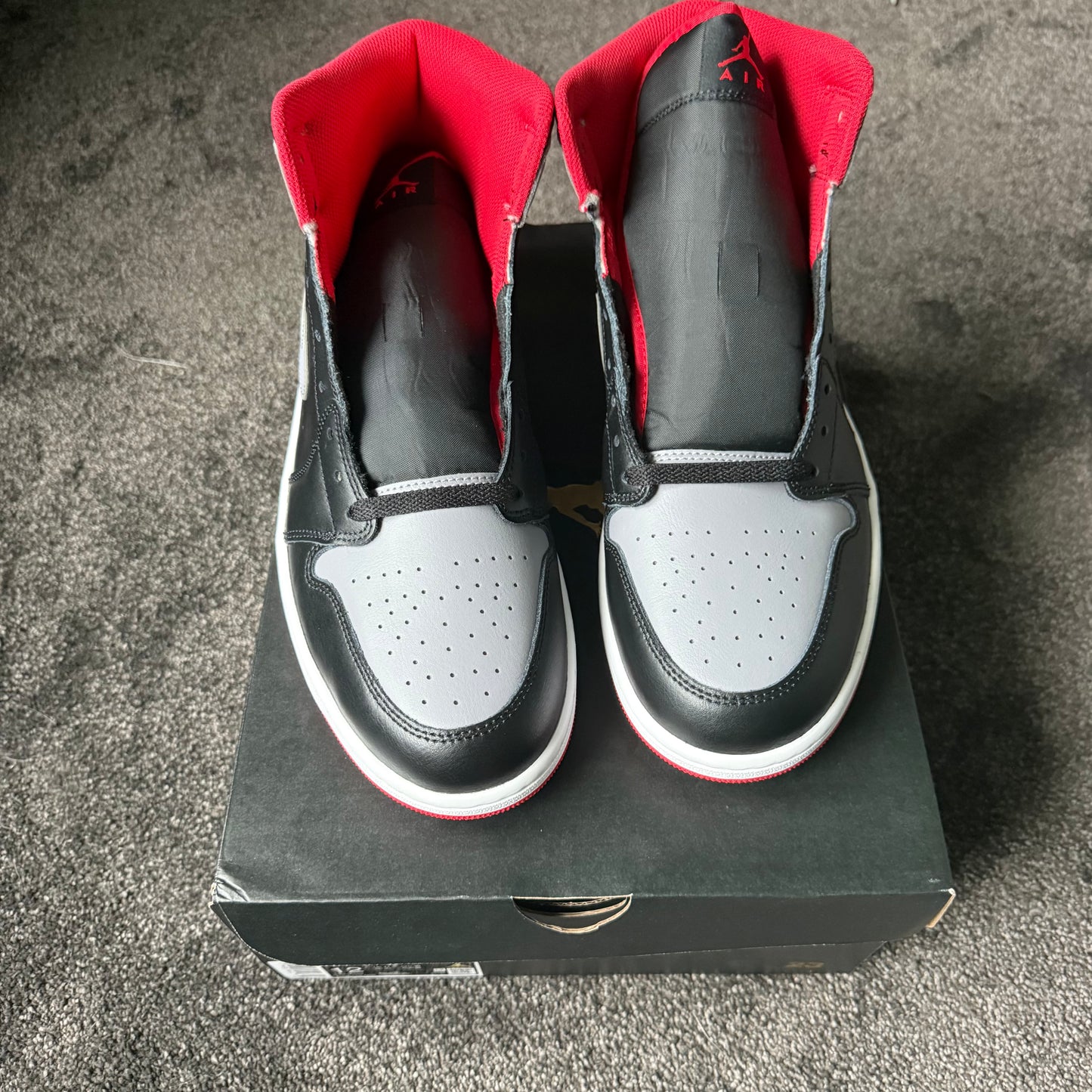 Jordan 1 Mid Bred Shadows 12M 
Brand New Authentic