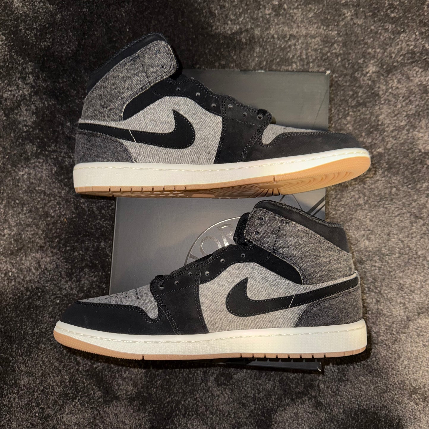 Jordan 1 Mid SE Black Denim 12M 
Brand New Authentic