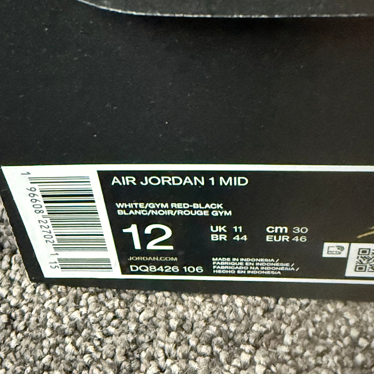 Jordan 1 Mid Gym Red Black Toe
12M  Brand New Authentic