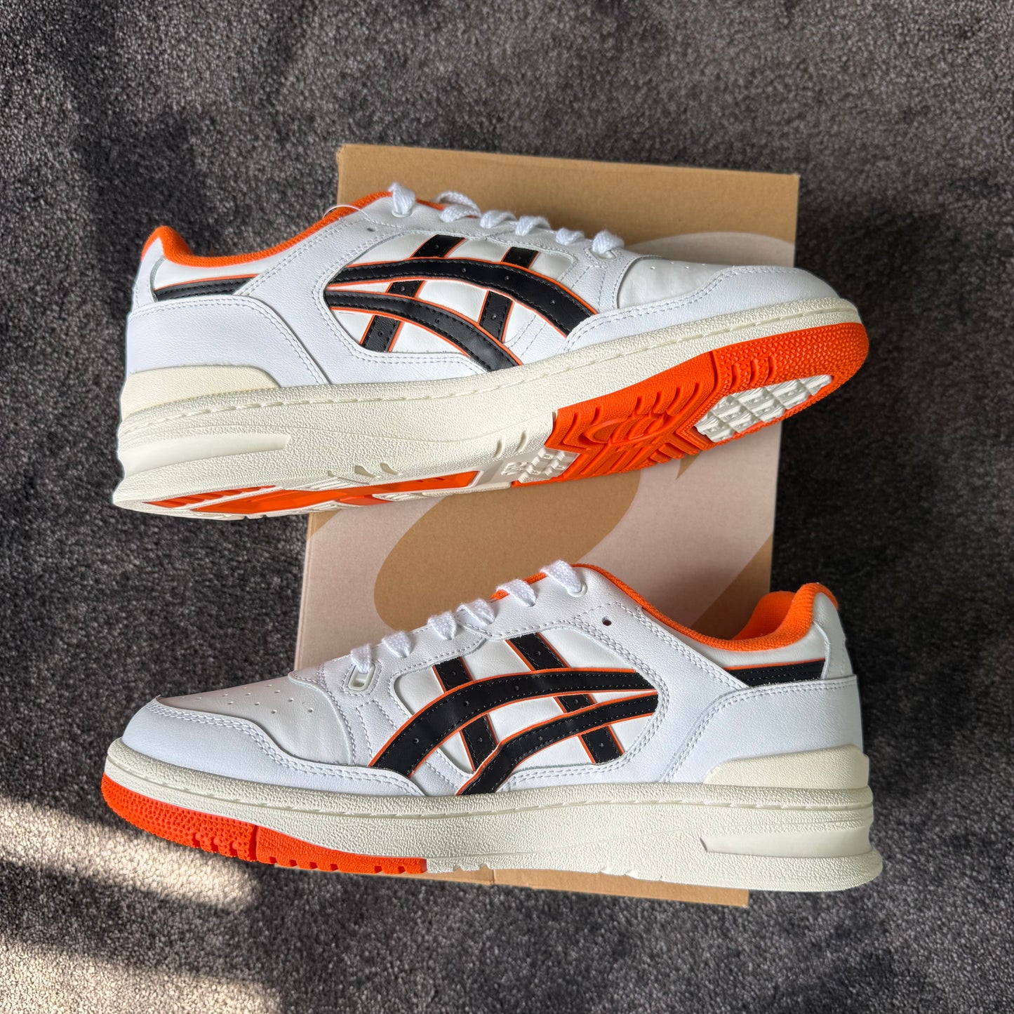 ASICS EX89 White Orange 10M 
Brand New Authentic