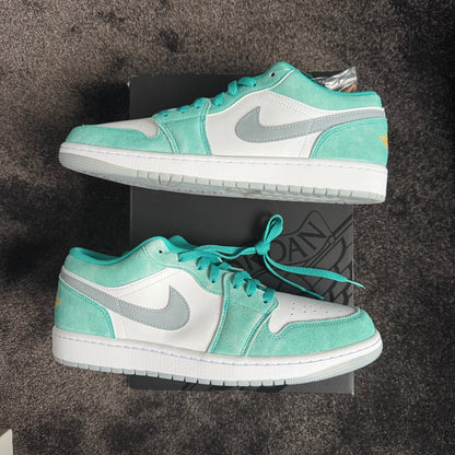Jordan 1 Low SE Emerald 12M 
Brand New Authentic
