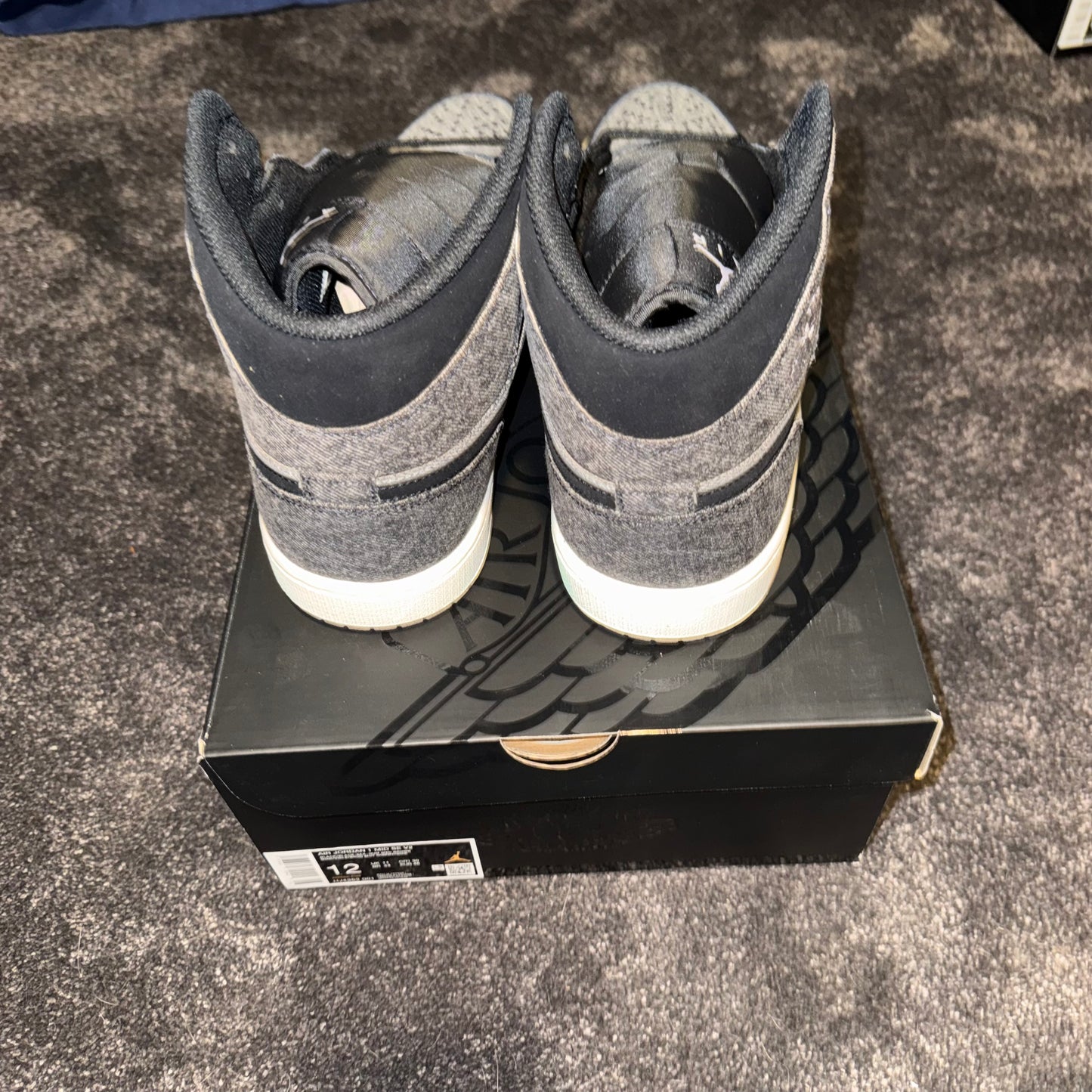 Jordan 1 Mid SE Black Denim 12M 
Brand New Authentic