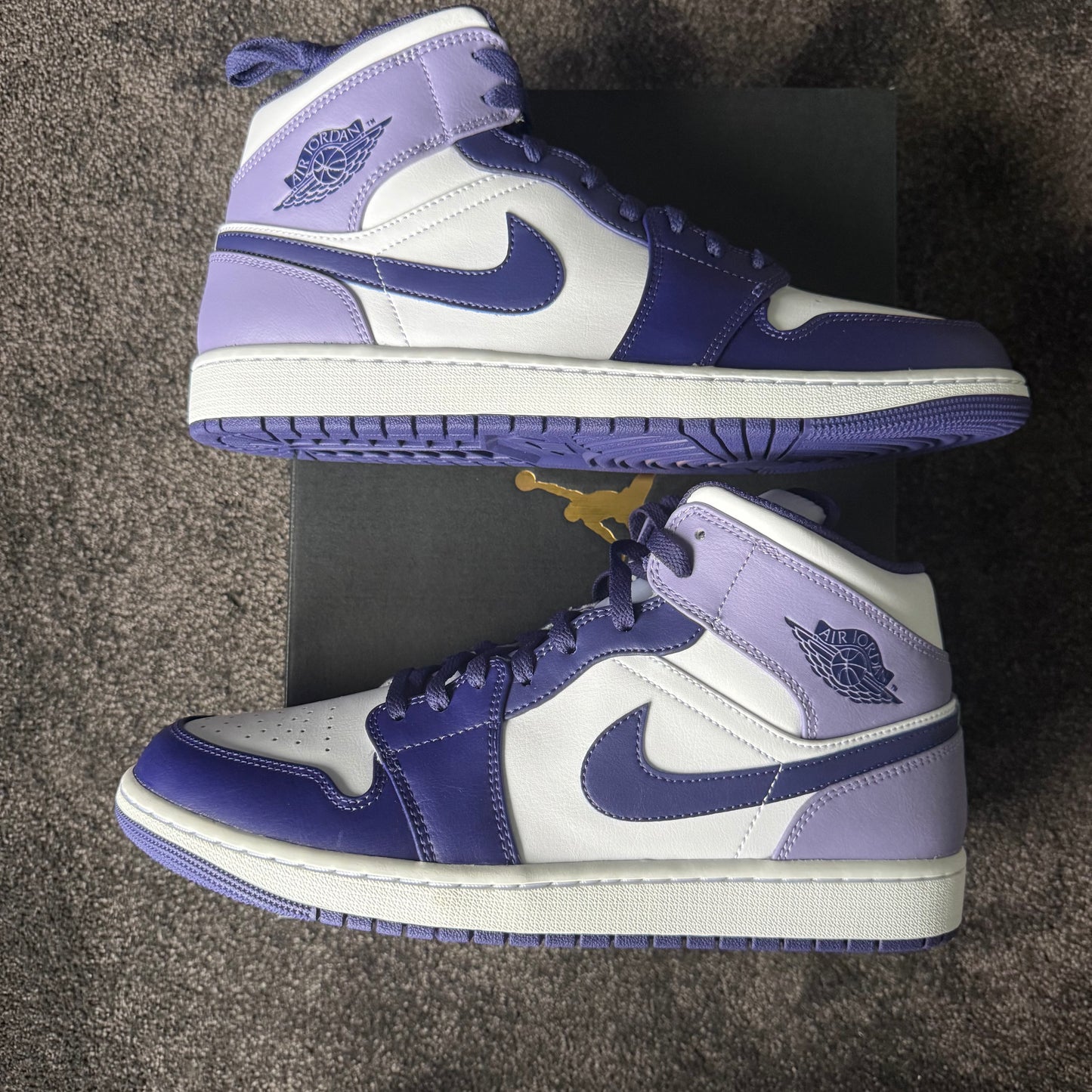 Jordan 1 Mid Blueberry 12M 
Brand New Authentic