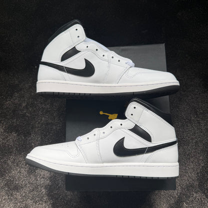 Jordan 1 Mid Reverse Panda 12M  
Brand New Authentic