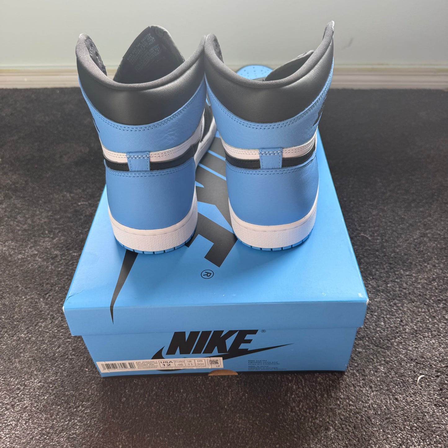 Jordan 1 Retro High OG Unc Toe 12M Brand New Authentic