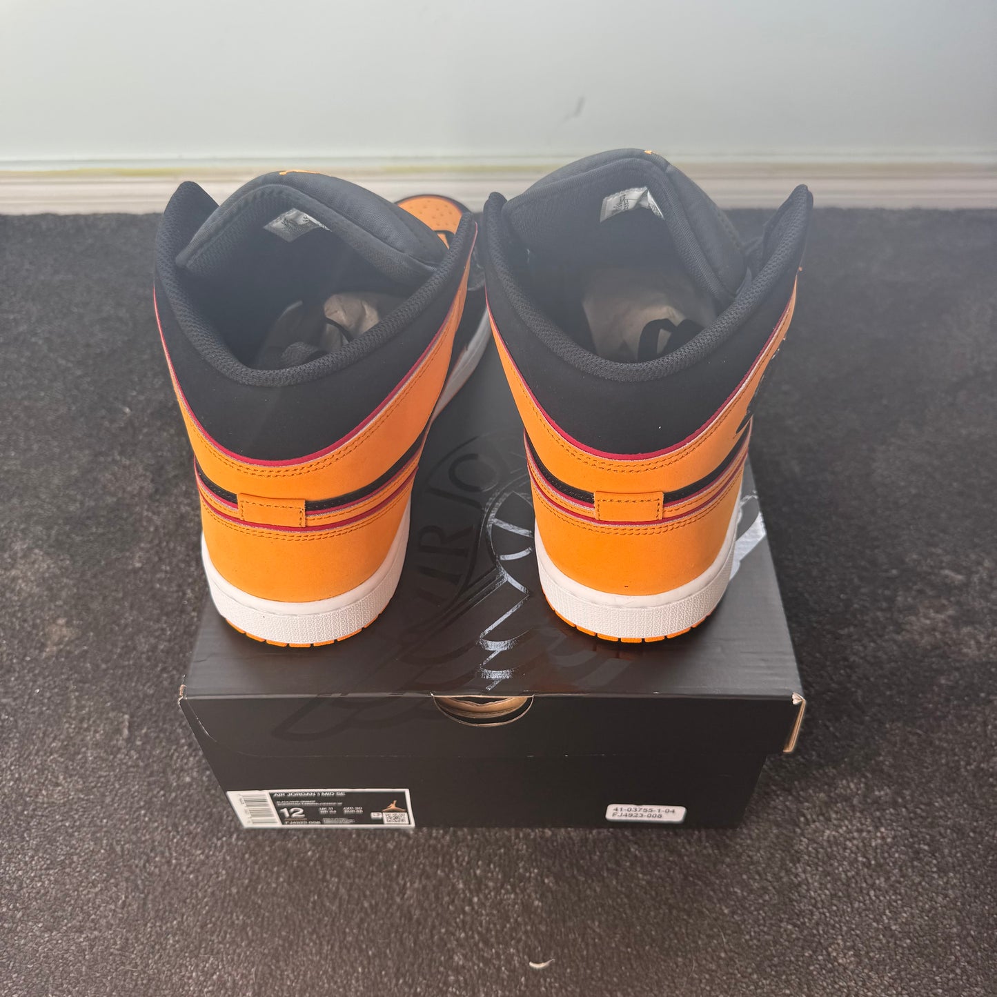 Jordan 1 Mid Fat Tongue Black Orange 12M Brand New Authentic