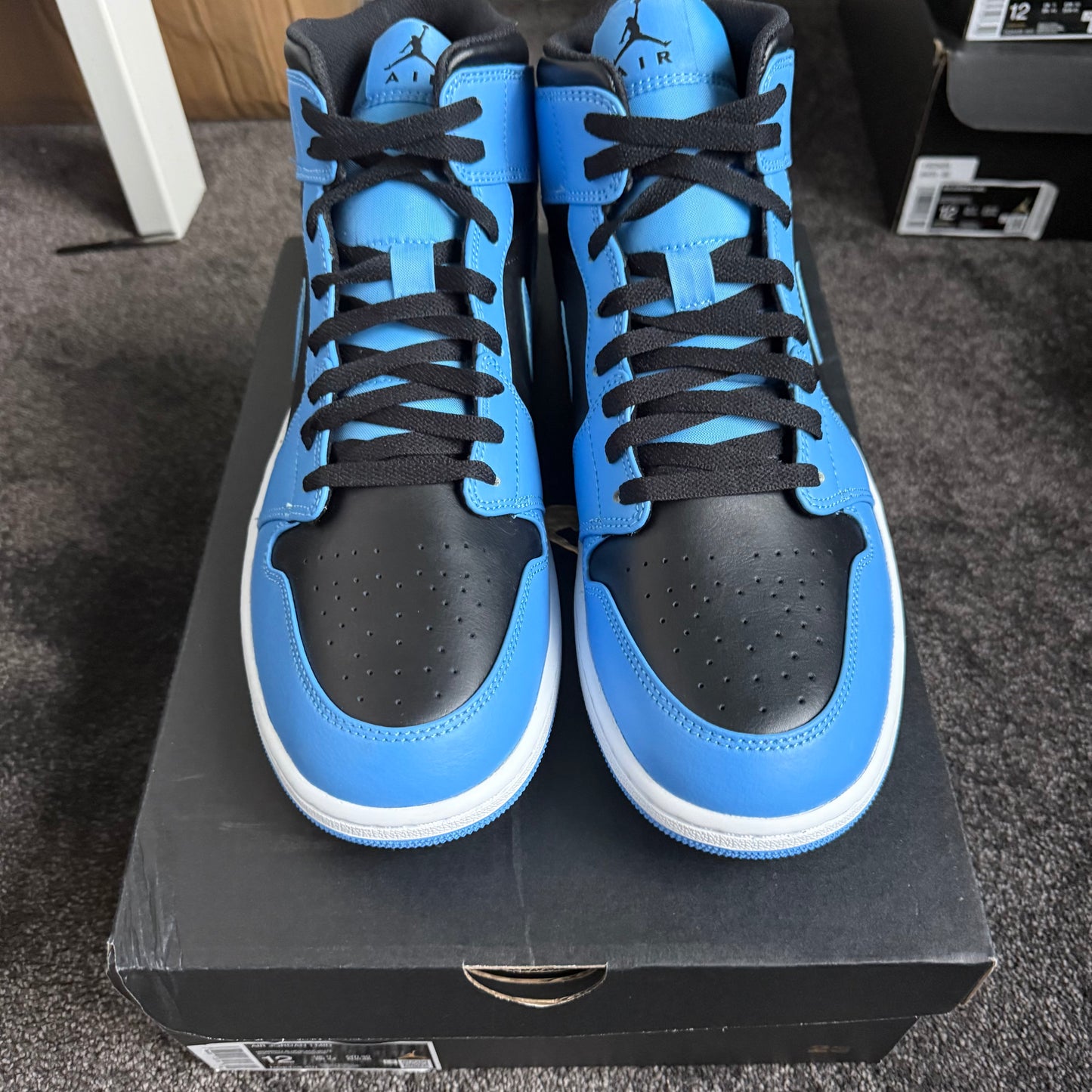 Jordan 1 Mid University Blue Black 12M Brand New Authentic