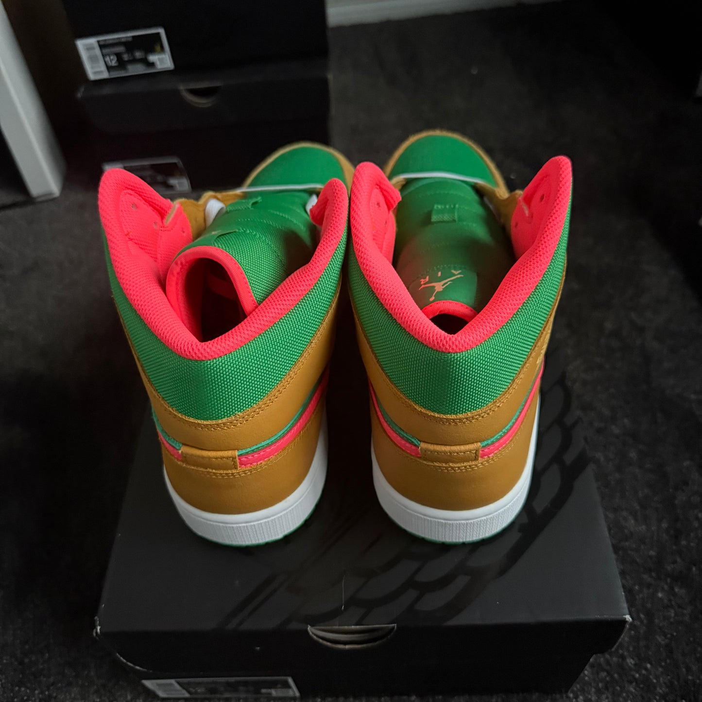 Jordan 1 Mid SE Wheat Watermelon 12M Brand New Authentic