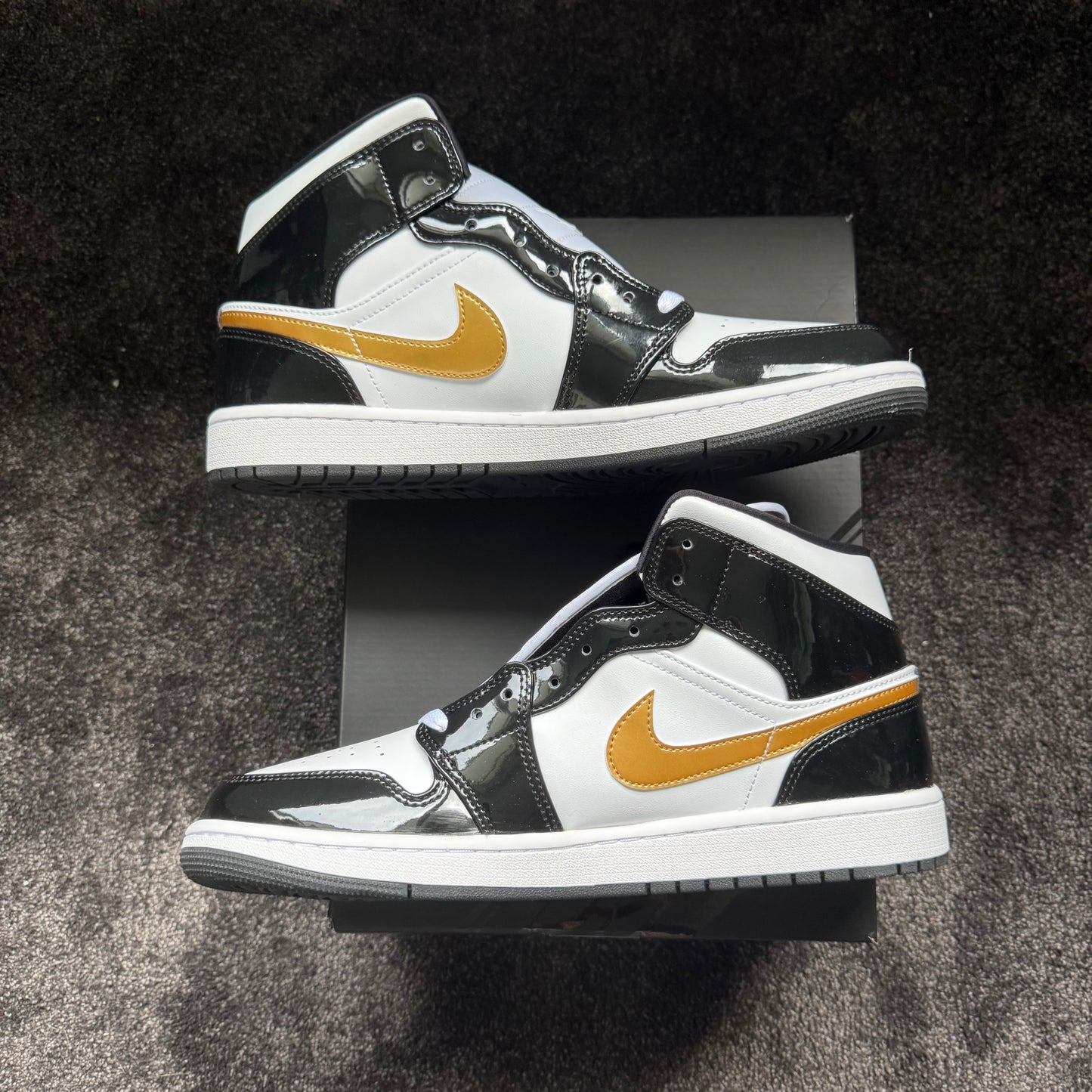 Jordan 1 mid Patent Black White Gold 12M Brand New Authentic
