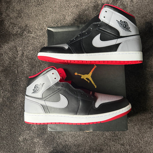 Jordan 1 Mid Bred Shadows 12M 
Brand New Authentic