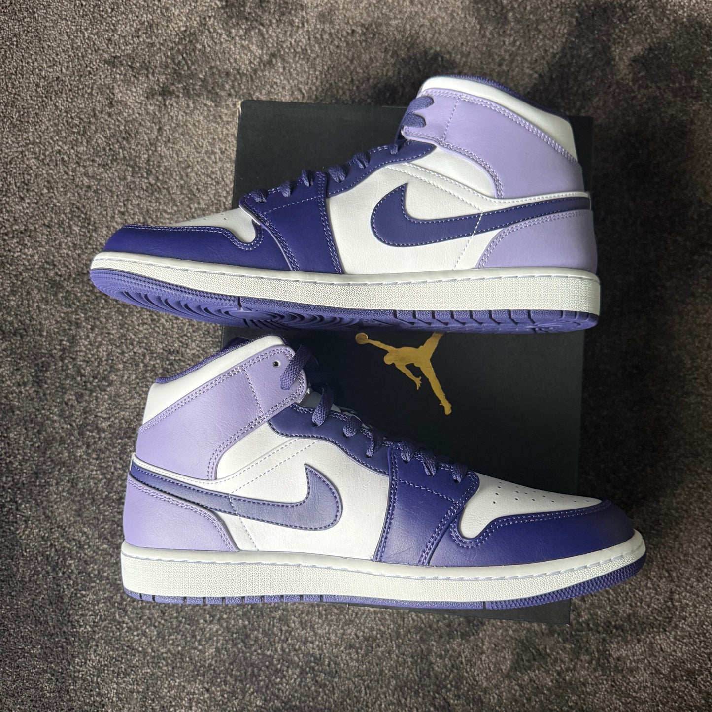 Jordan 1 Mid Blueberry 12M 
Brand New Authentic