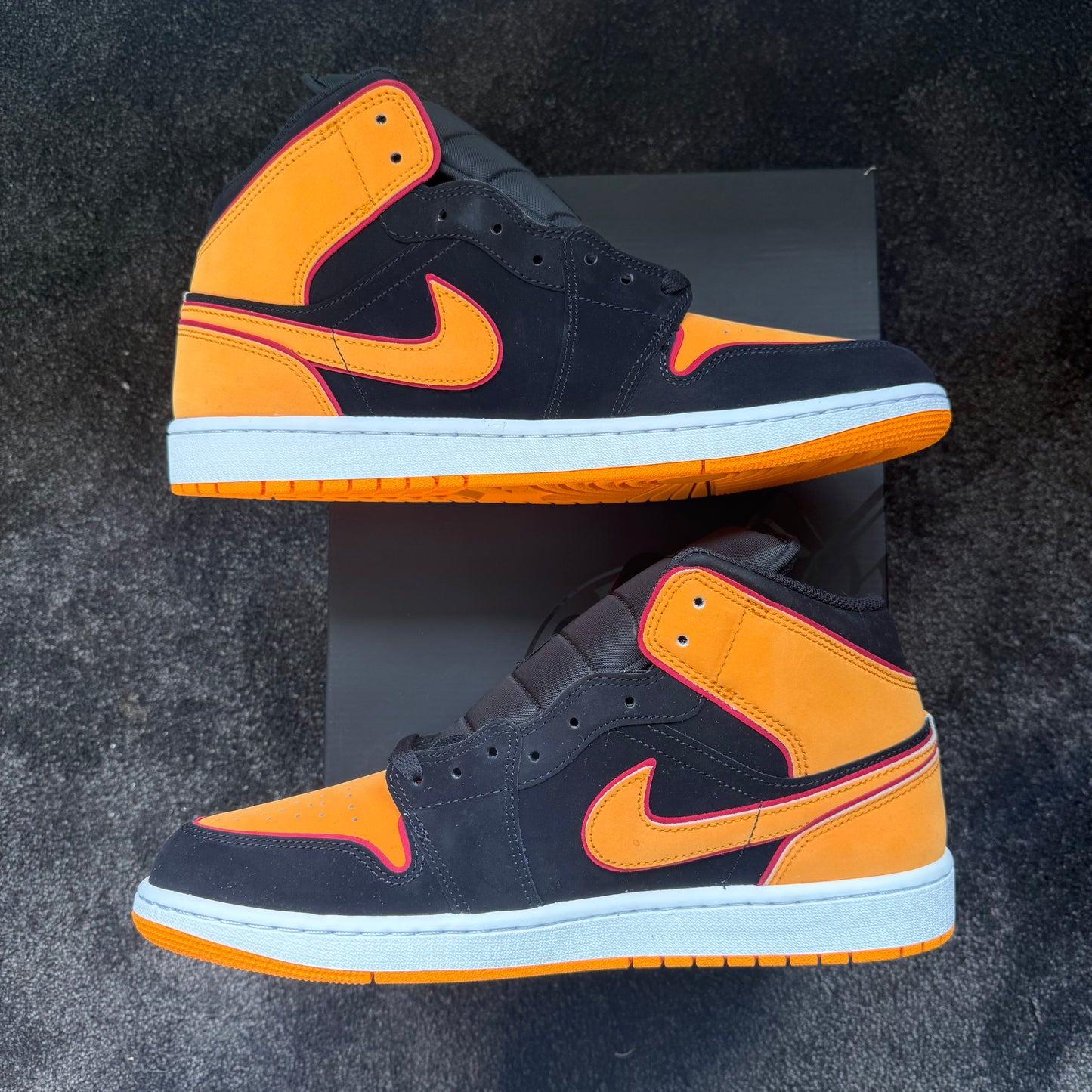 Jordan 1 Mid Fat Tongue Black Orange 12M Brand New Authentic