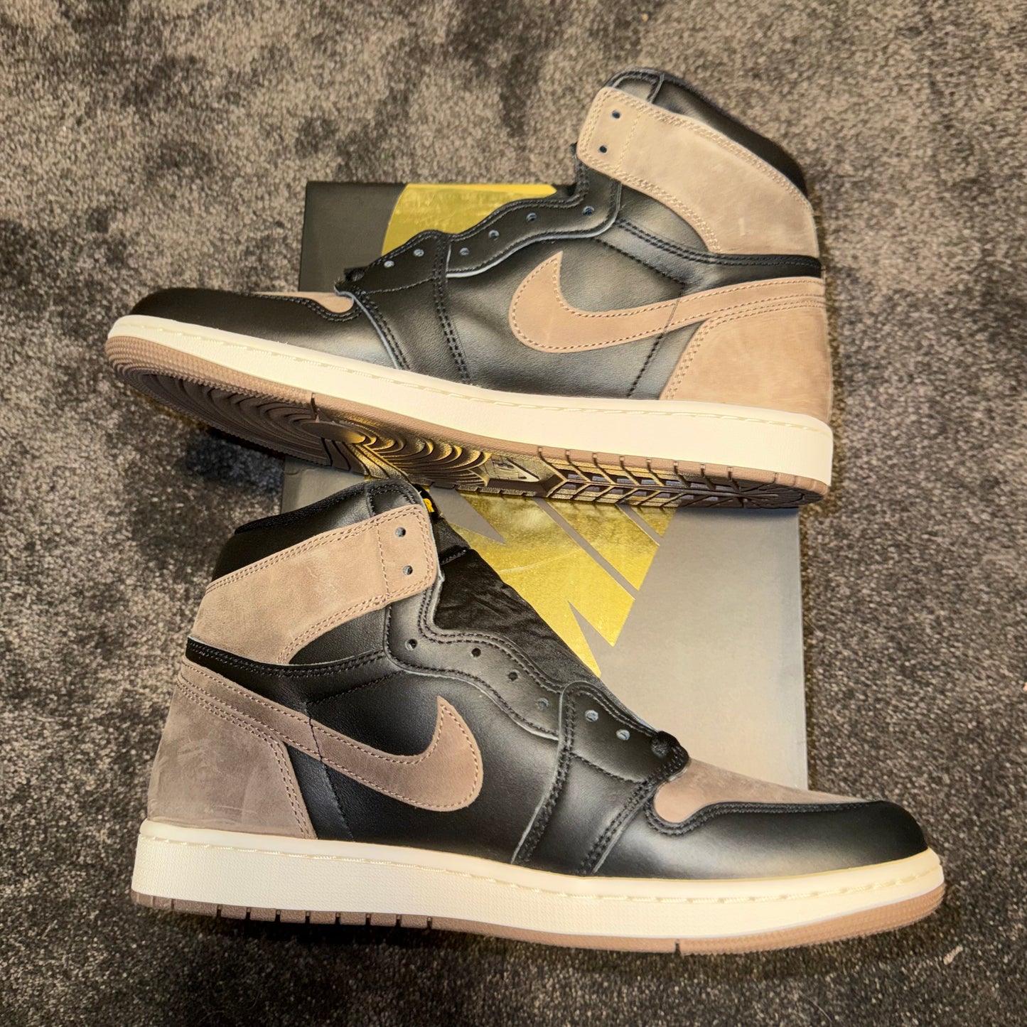 Jordan 1 Retro High OG Palomino 12M Brand New Authentic