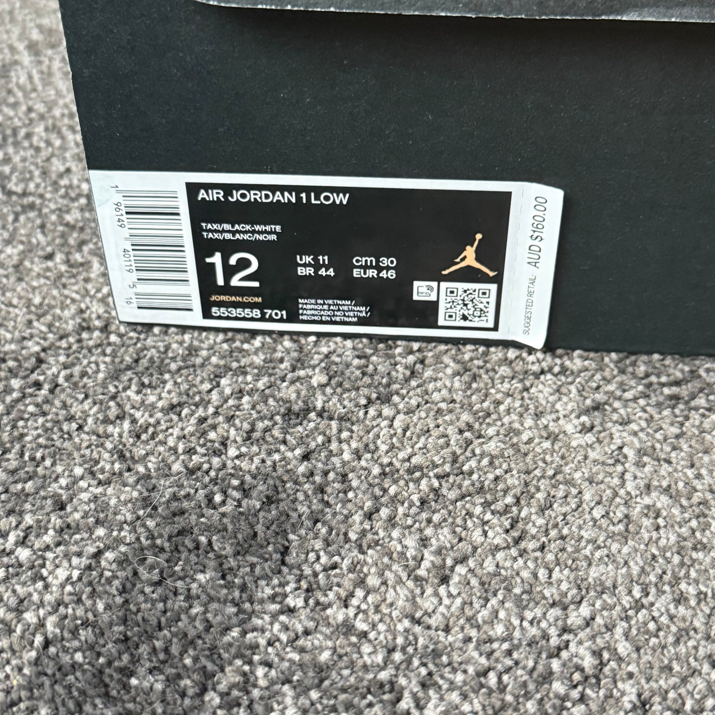 Jordan 1 Low Taxi 12M Brand New
Authentic