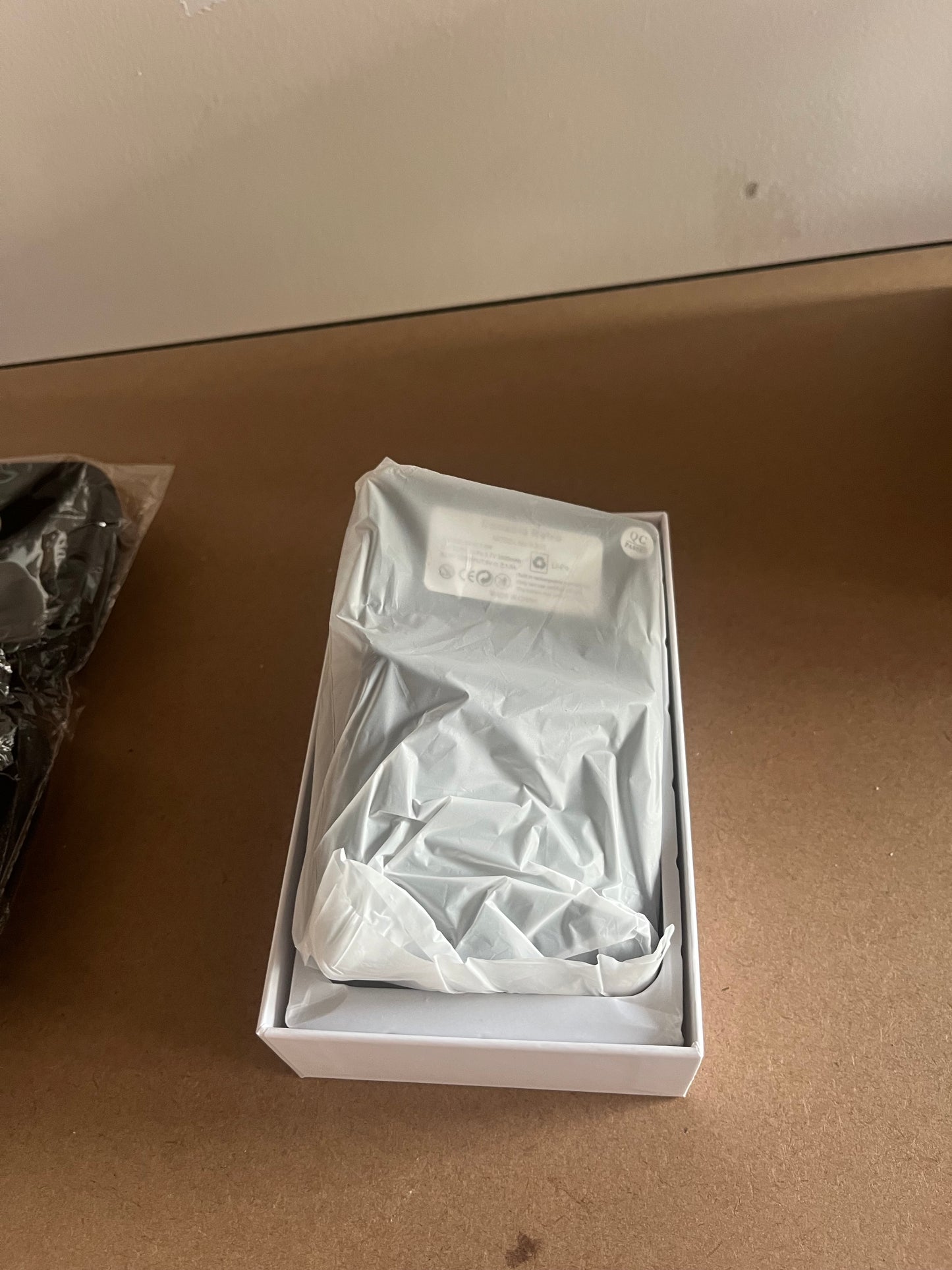 R36S Retro Handheld 3.5 Inch IPS Screen RK3326 Black 64GB