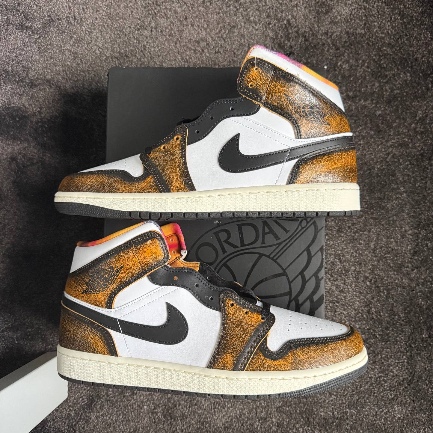 Jordan 1 Mid SE Orange Wear Away
12M Brand New Authentic
