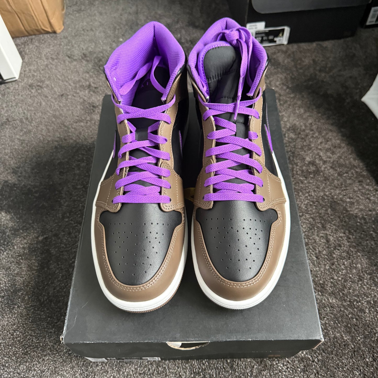 Jordan 1 Mid Purple Mocha 12M 
Brand New Authentic
