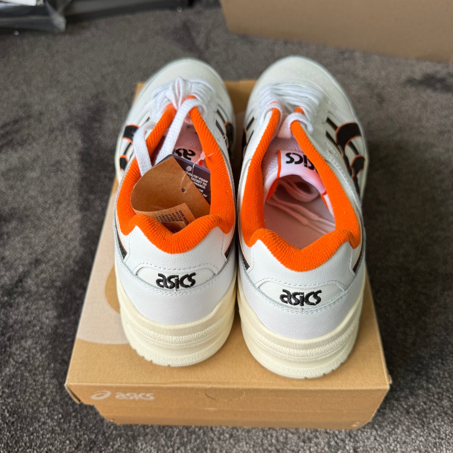 ASICS EX89 White Orange 10M 
Brand New Authentic