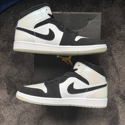 Jordan 1 Mid Diamond Short 12M 
Brand New Authentic