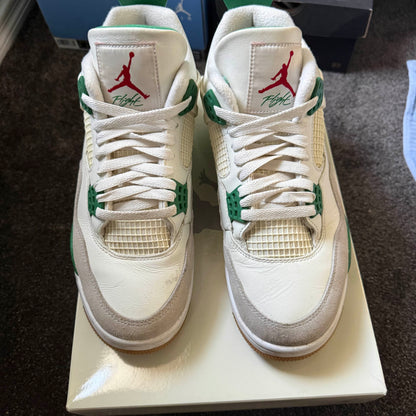 Jordan 4 Retro SB Pine Green 9M USED Great Condition
