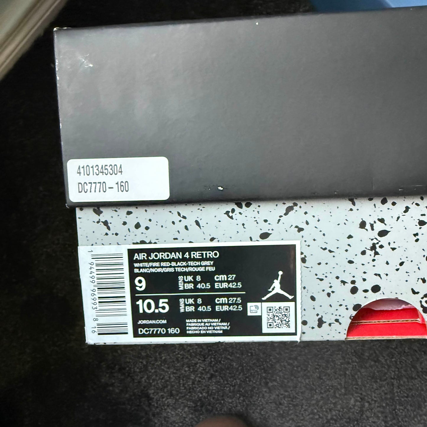 Jordan 4 Retro Fire Red (2020) 9M USED Great Condition