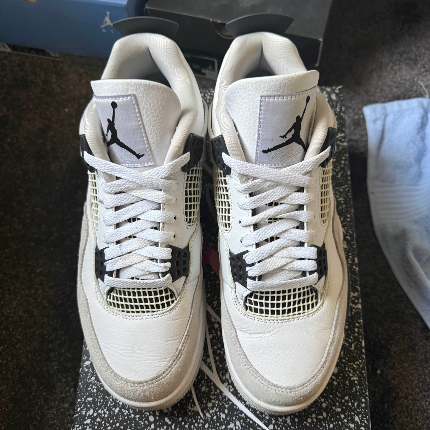 Jordan 4 Retro Military Black 9M USED Great Condition