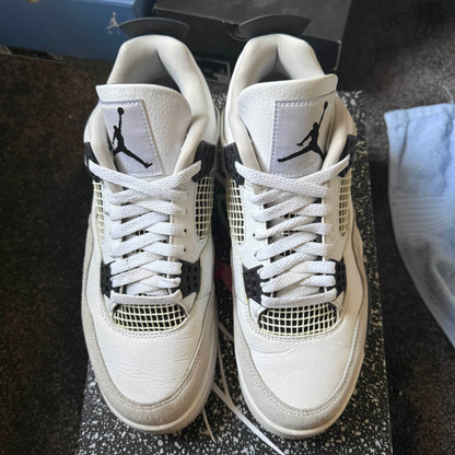 Jordan 4 Retro Military Black 9M USED Great Condition