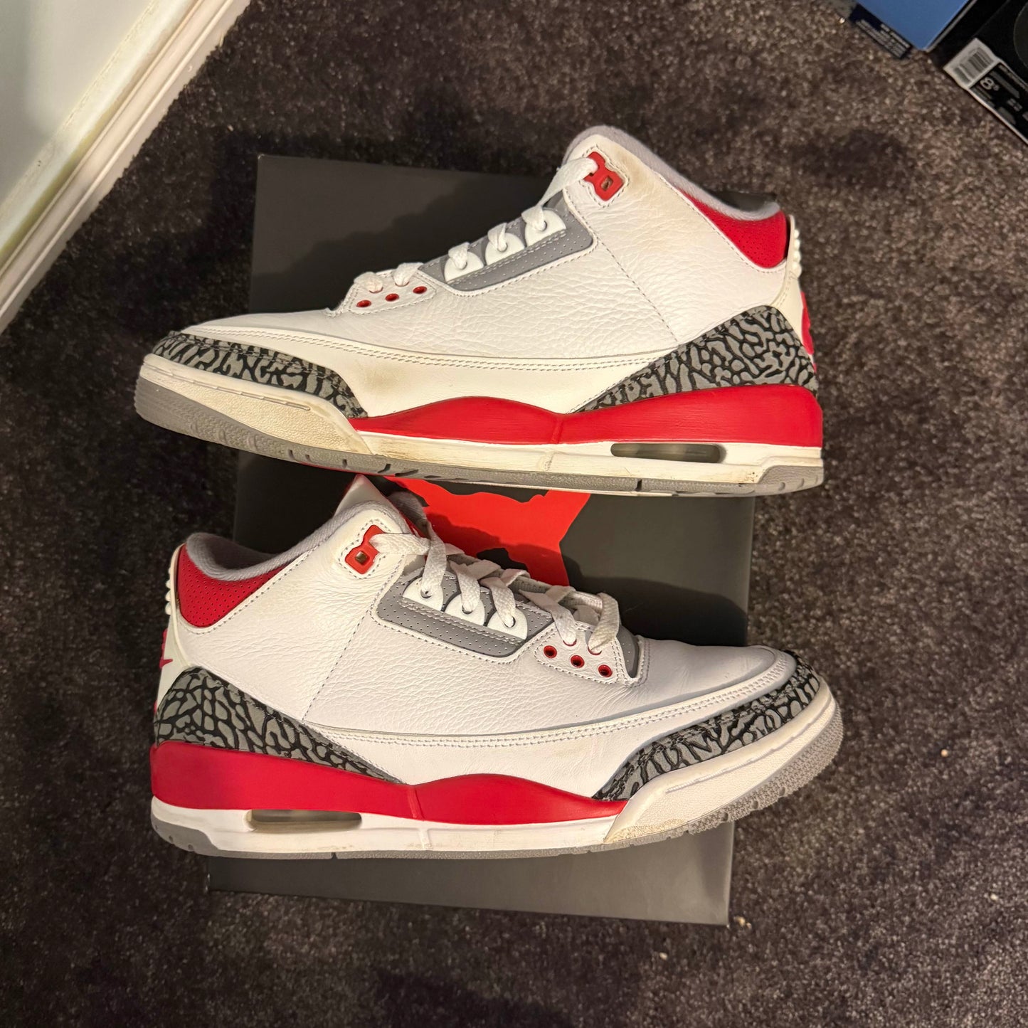 Jordan 3 Retro Fire Red (2022)
 9M Used Great Condition