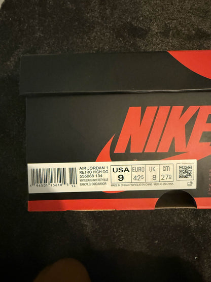 Jordan 1 Retro High OG University Blue 9M  Used Great Condition
