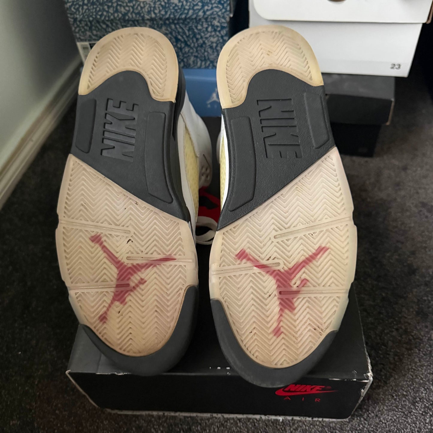 Jordan 5 Retro Fire Red Silver 9.5M USED Great Condition