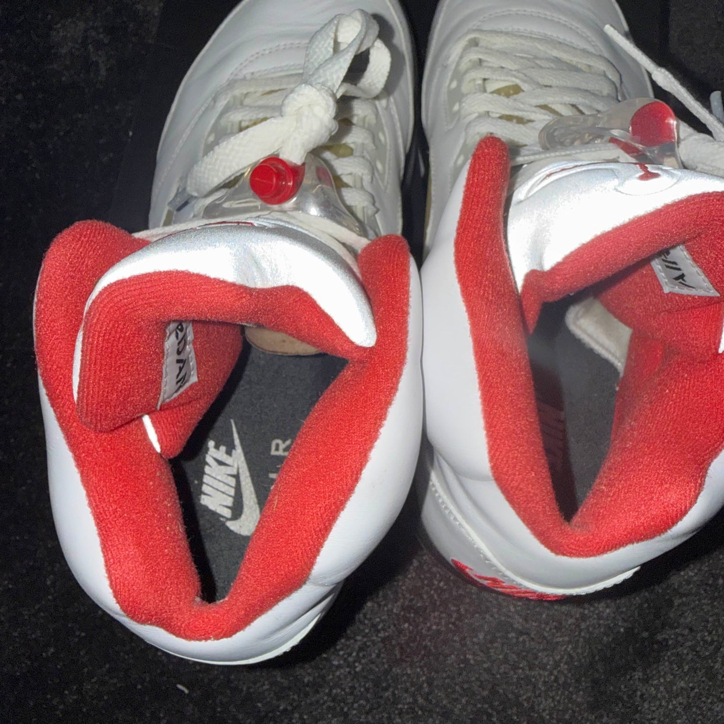 Jordan 5 Retro Fire Red Silver 9.5M USED Great Condition