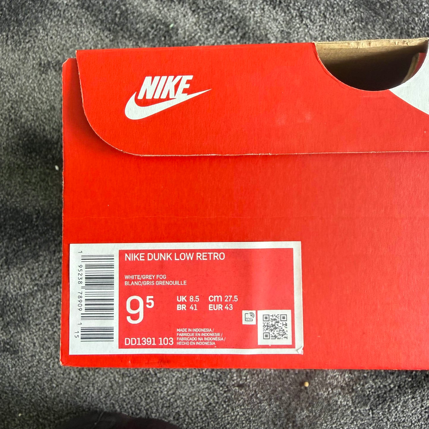 Nike Dunk low Grey Fog 9.5M USED Great Condition
