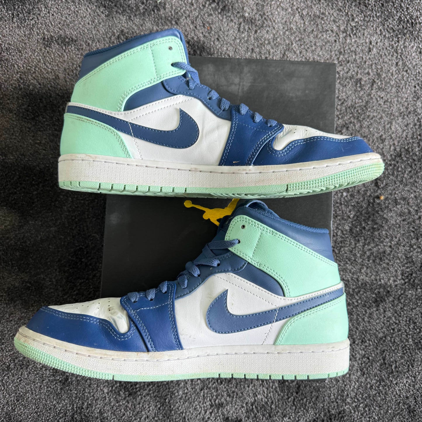 Jordan 1 Mid Mint Foam 10M USED Great Condition
