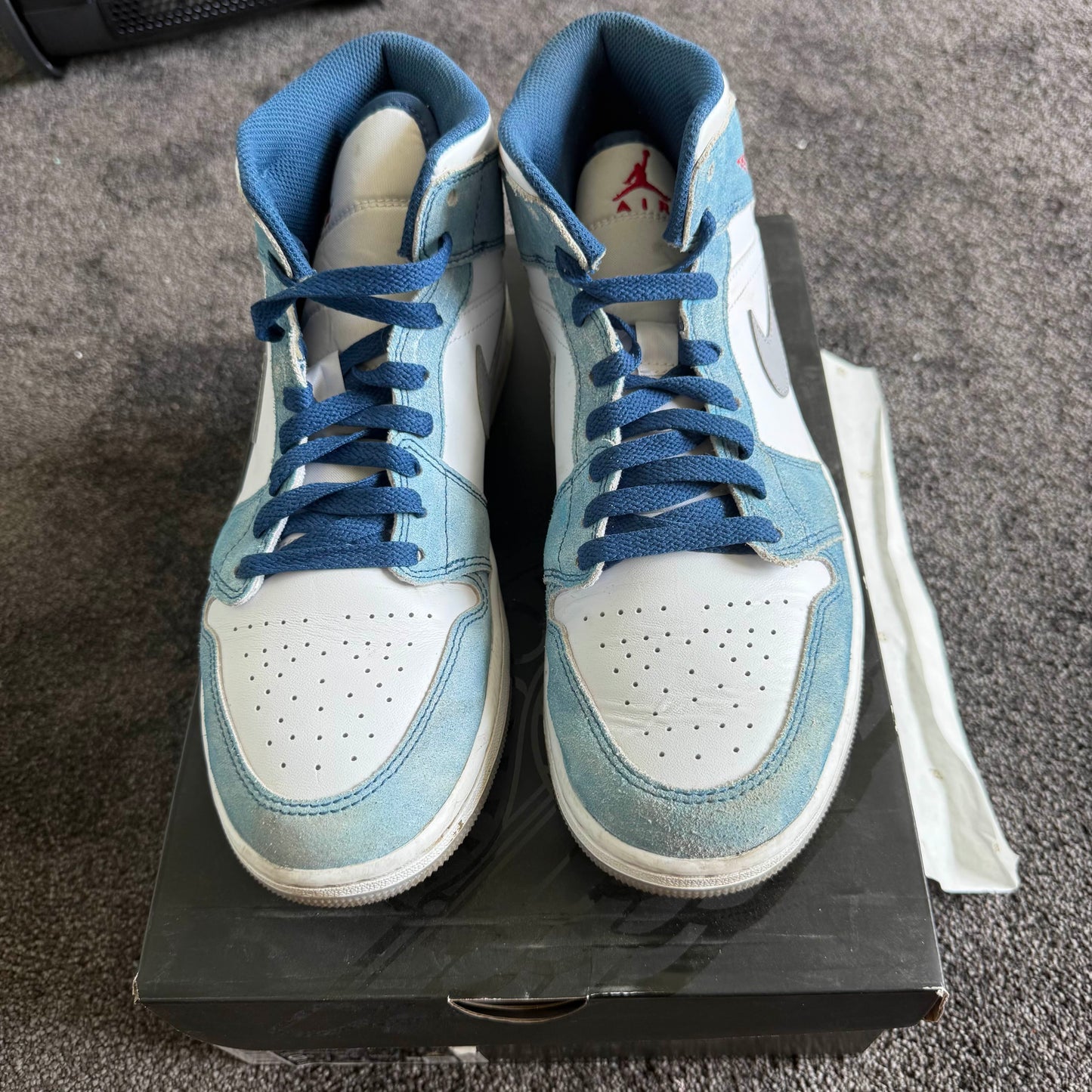 Jordan 1 Mid French blue 9.5M USED Great Condition