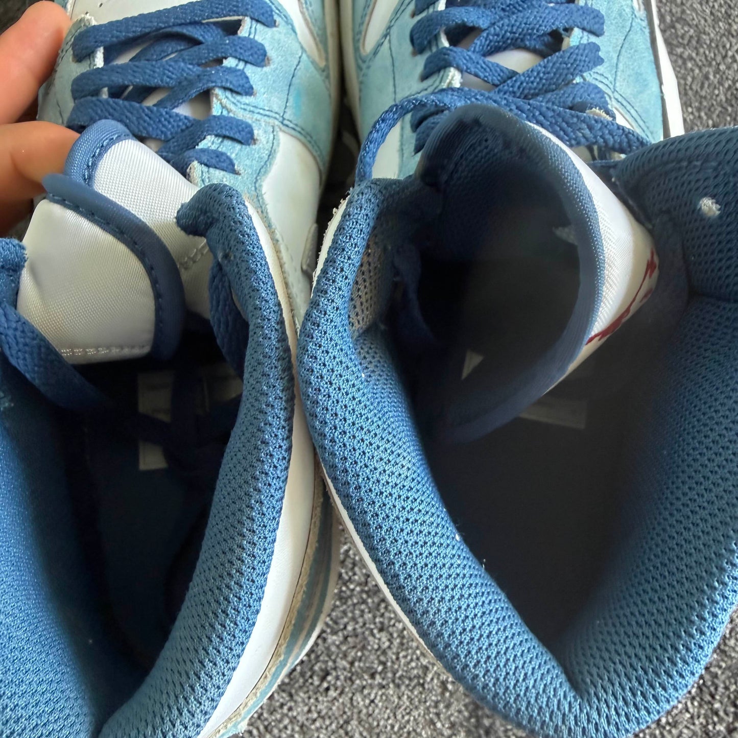 Jordan 1 Mid French blue 9.5M USED Great Condition