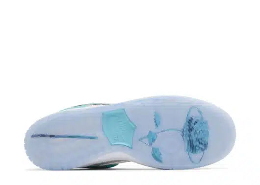 Nike SB Dunk Low April Skateboards 11M Brand New