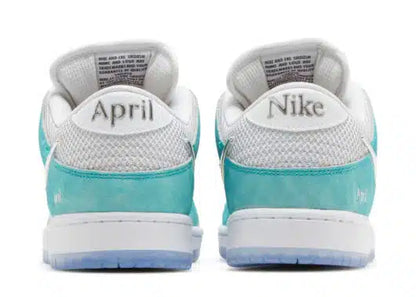 Nike SB Dunk Low April Skateboards 11M Brand New